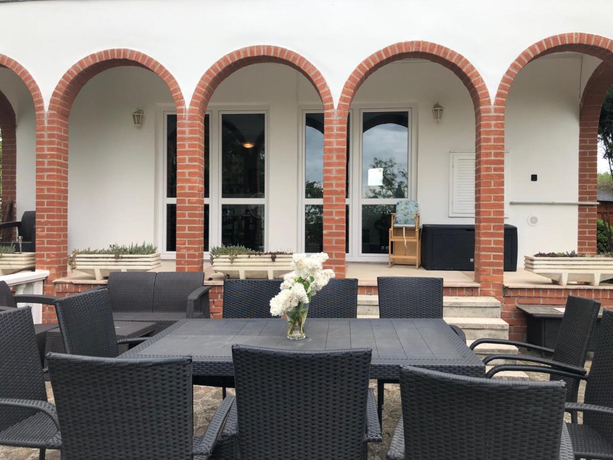 Landhaus Toereki Mit Pool Siófok Exterior foto