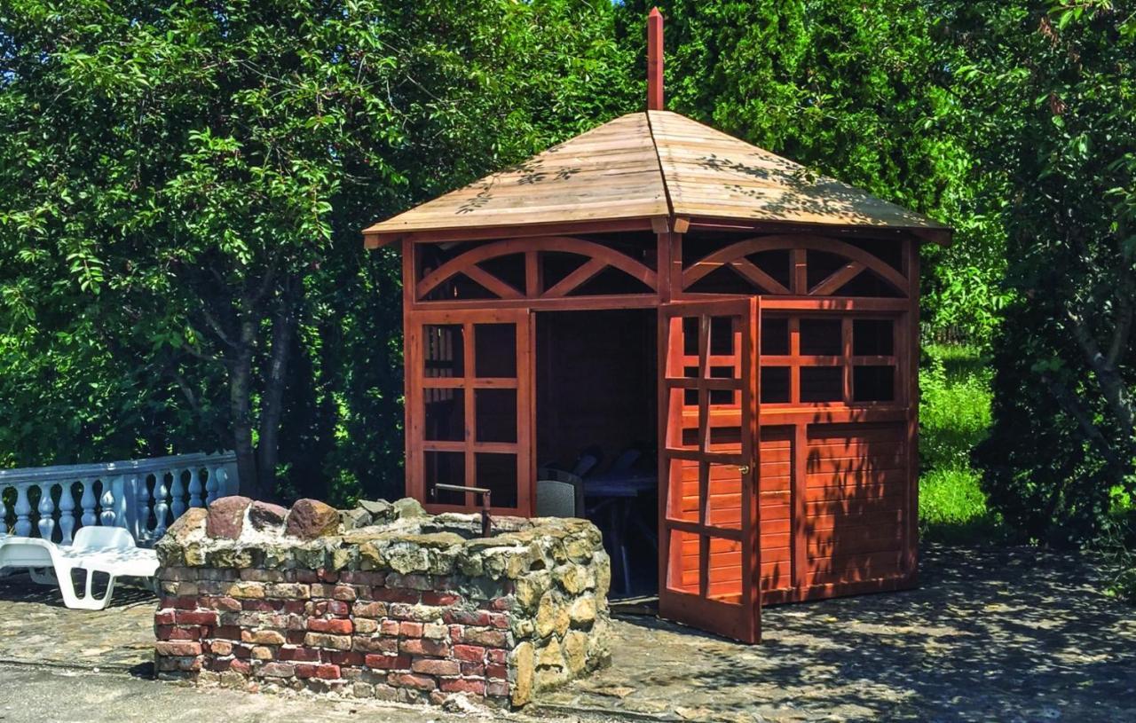 Landhaus Toereki Mit Pool Siófok Exterior foto